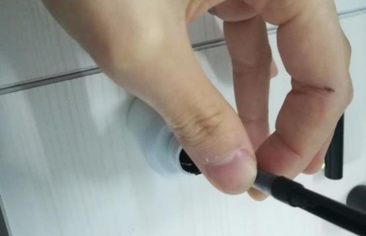 钢笔怎么吸墨水