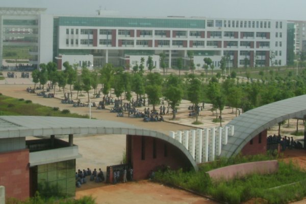 有正规的电竞学校吗