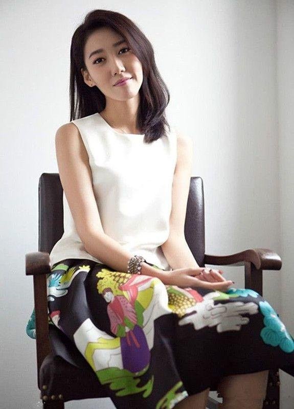 高露出道20年零绯闻，已生两个孩子，为啥至今无人知道高露的丈夫是谁？