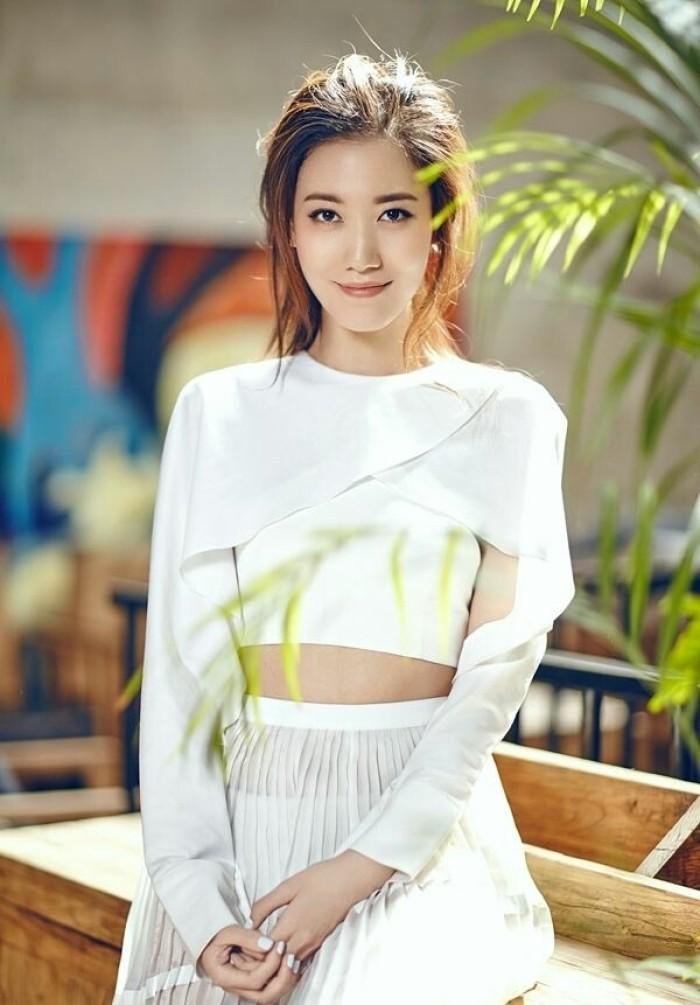 高露出道20年零绯闻，已生两个孩子，为啥至今无人知道高露的丈夫是谁？