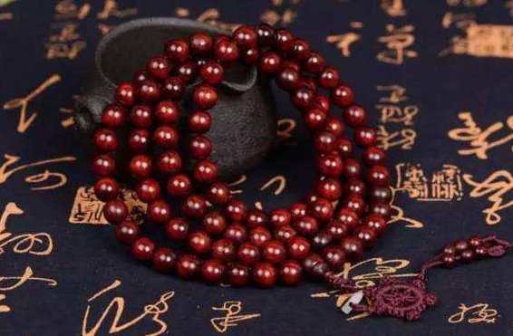 十二颗佛珠代表什么意思？
