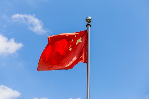 赞美“国旗”的诗句有哪些？