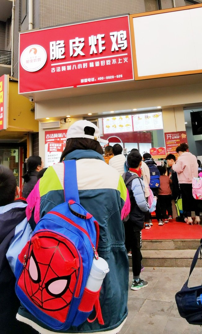 目前什么餐饮店比较火？
