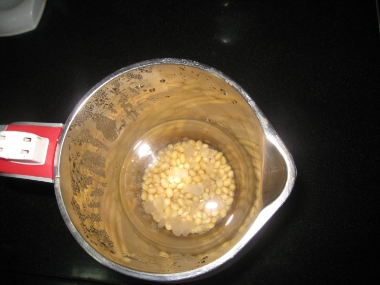 打豆浆水和豆子的比例是多少？