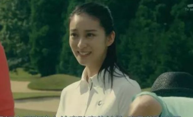 腹黑的女生有什么表现？