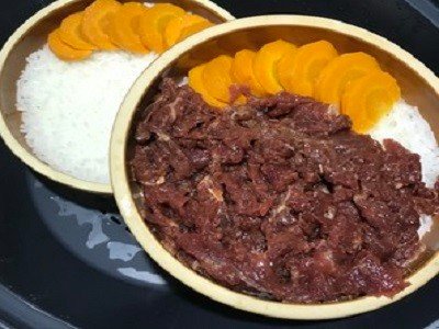 怎么用笼屉蒸米饭,不想用电饭锅,想用笼屉试试,就像蒸馒头一样,有人会吗?麻烦说具体点,蒸多长时间