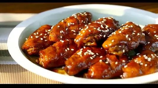 烤鸡翅、炸鸡翅、可乐鸡翅，到底是焯水好还是不焯水好？