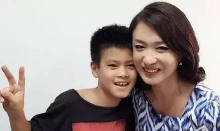 金星三个孩子罕见曝光，孩子的父亲是谁？