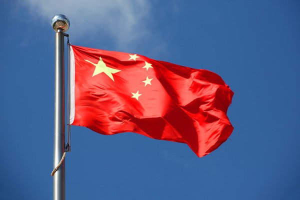 赞美“国旗”的诗句有哪些？