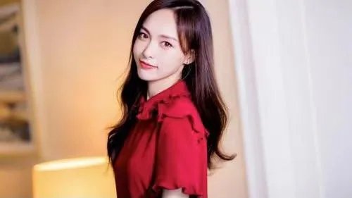 唐嫣15年前拍的剧开播了，15年前的剧现在才播还有热度吗？