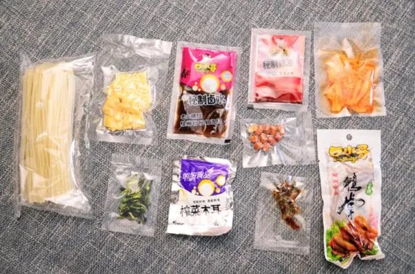 你第一次吃螺蛳粉有什么经历?