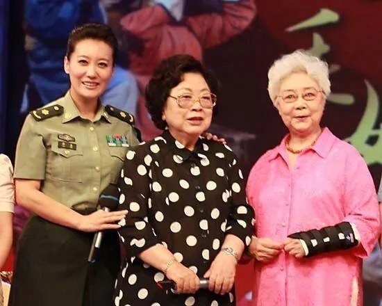 悲惨的田华：家中四人患癌，花光300万，如今怎样？