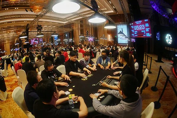 2017腾讯年度棋牌盛典现场图集，当智谋撞上运气！