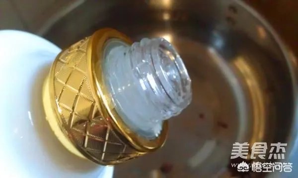 如何制作泡椒凤爪?
