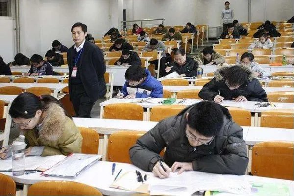 哈工大因为学生考试作弊便开除学籍是惩罚太重了吗？