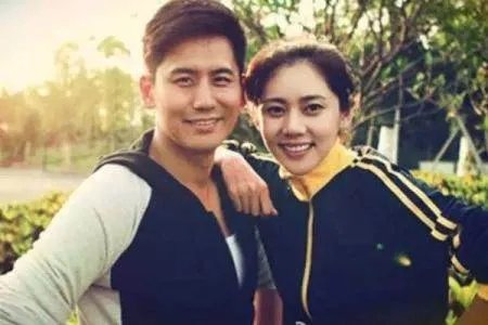于晓光和秋瓷炫怎么认识的?