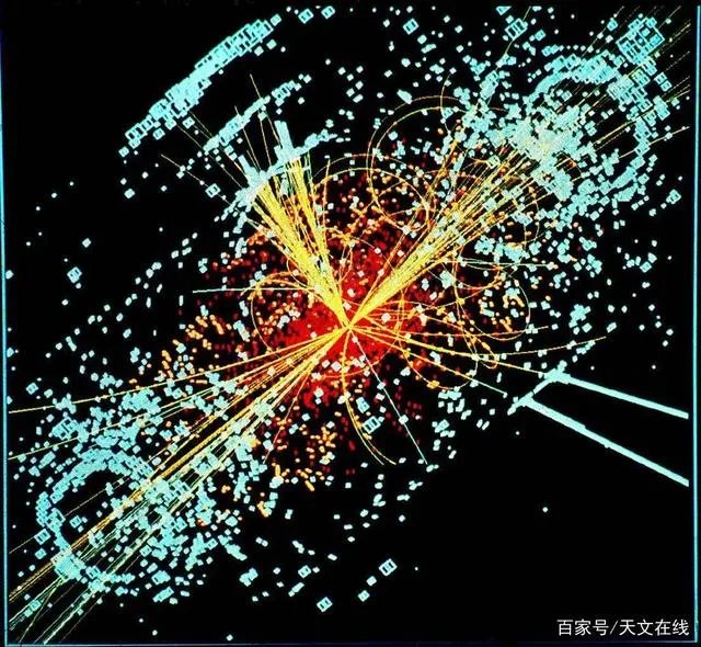 东亚杯国足1-2不敌日本的比赛中,央视直播中途黑屏,发生了什么?