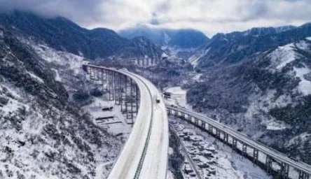 四川雅西荥经段为什么封闭?