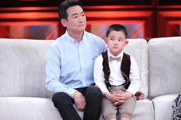 有哪些知名演员出演了《绝对计划》这部影视作品?
