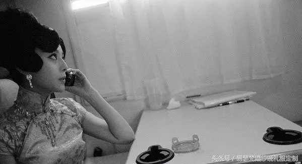 范冰冰穿长袖礼服领奖，背后的原因让人心疼？