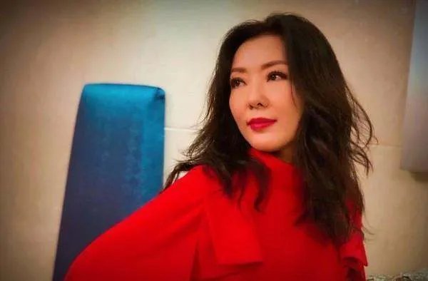 放弃在香港养老,买房在内地定居,TVB女星郭少芸有多么努力呢?