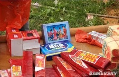 明年请为我烧个女友下去 清明节的奇葩祭品