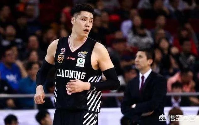 辽宁男篮主场迎战浙江,贺天举会连续三场首发吗?你怎么评价贺天举前两场的表现?
