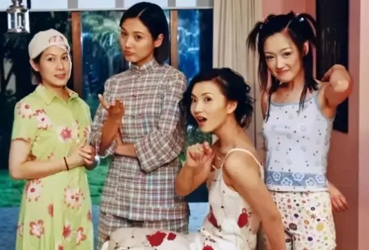 为何说03年版的《粉红女郎》，是不可复制的经典之作呢？