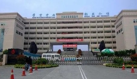 绵阳外国语学校好不好？
