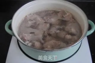 黄花菜排骨汤