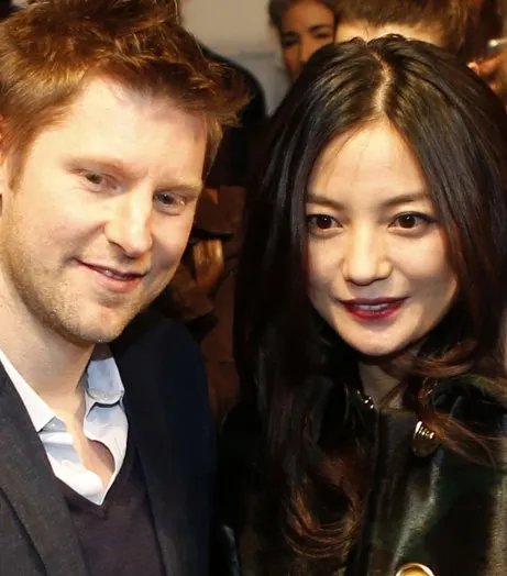 赵薇不好好当演员,偏要跑去做商人,被罚款之后,名气下降复出难?