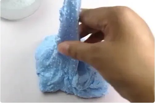 不用胶水和硼砂水和粘土和剃须泡怎么做起泡胶?