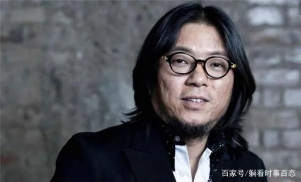 大S与汪小菲的婚礼被称为当年最精彩喜剧片,当年那场婚礼有多滑稽