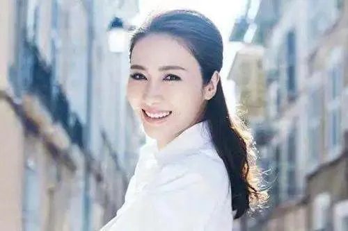 黎姿为女儿庆生真细腻,她对孩子到底有多宠爱?