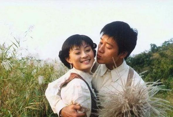 孙俪主演的电视剧《红粉世家》剧情是怎样的?