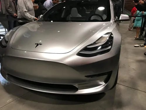 广州一特斯拉撞树后自燃,为什么特斯拉类似事故频出?