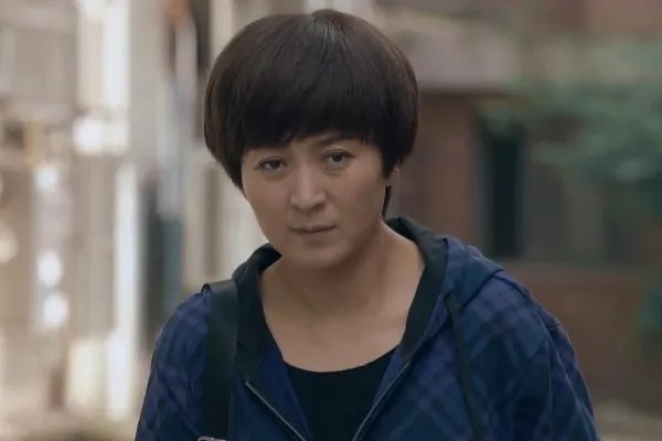 闫学晶被指又离婚,她现任老公是谁?