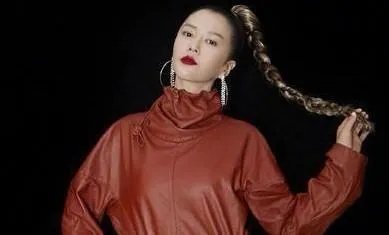 谭维维改编的《敢问路在何方》,你听了吗?感觉怎么样?