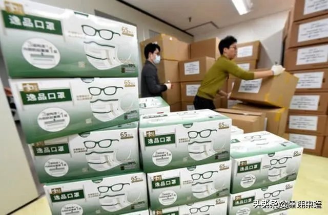 美国疫情如此严重,为何好像没有国家援助呢?
