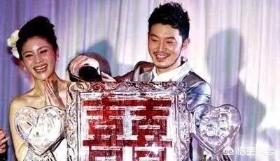 有哪些明星姐弟恋让人最羡慕?