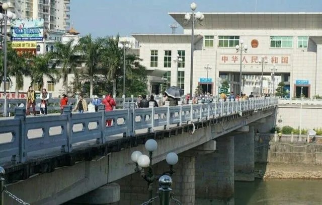 你知道广西壮族自治区防城港东兴市旅游景点有多少处吗?
