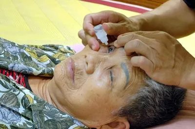 如何缓解老人老花眼 缓解老花眼的6大妙招