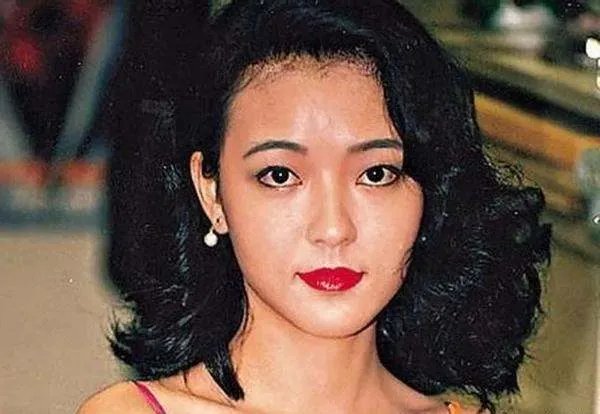 放弃在香港养老，买房在内地定居，TVB女星郭少芸有多么努力呢？