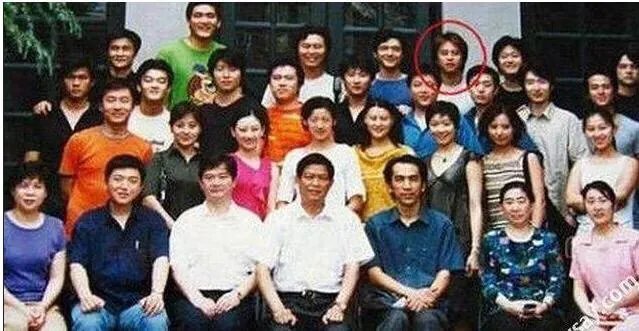 扒一扒明星毕业照，看看明星的颜值是如何“疯狂生长”的？