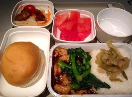 为什么国内的飞机餐都那么难吃?