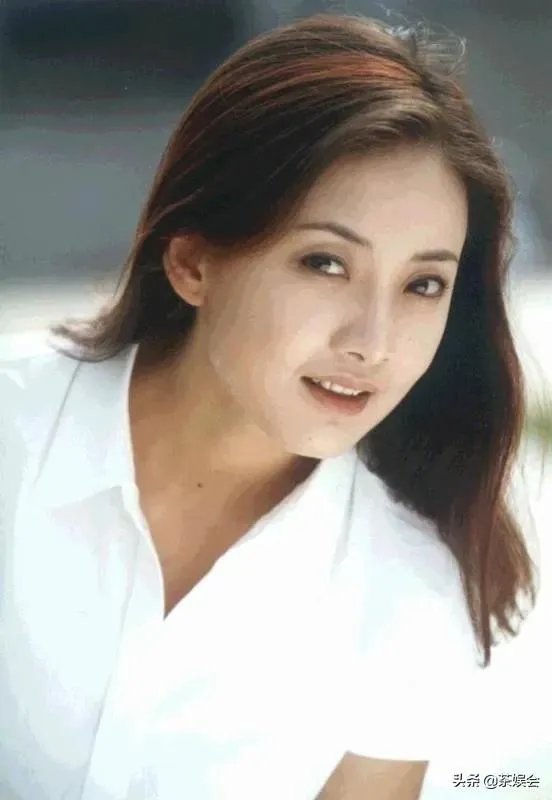 牛莉资料？
