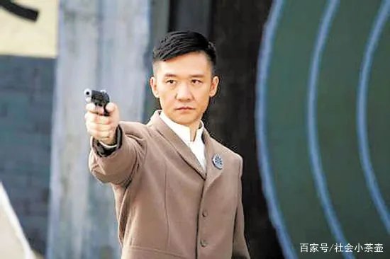 黄志忠与柯蓝恋爱九年之久,柯蓝揭穿黄志忠丑恶嘴脸,为何从不提结婚二字?