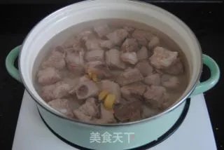 黄花菜排骨汤