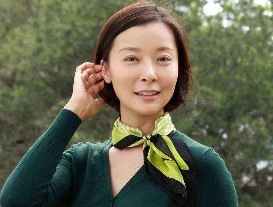 黄志忠与柯蓝恋爱九年之久,柯蓝揭穿黄志忠丑恶嘴脸,为何从不提结婚二字?