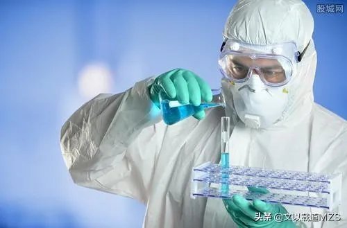如何看到全球新冠疫苗的短缺现象呢?